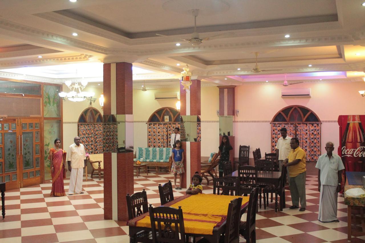 Chettinaadu Narayana Vilas Kānādukāttān Extérieur photo