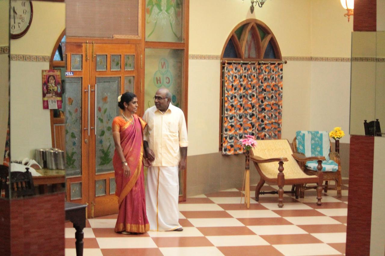 Chettinaadu Narayana Vilas Kānādukāttān Extérieur photo